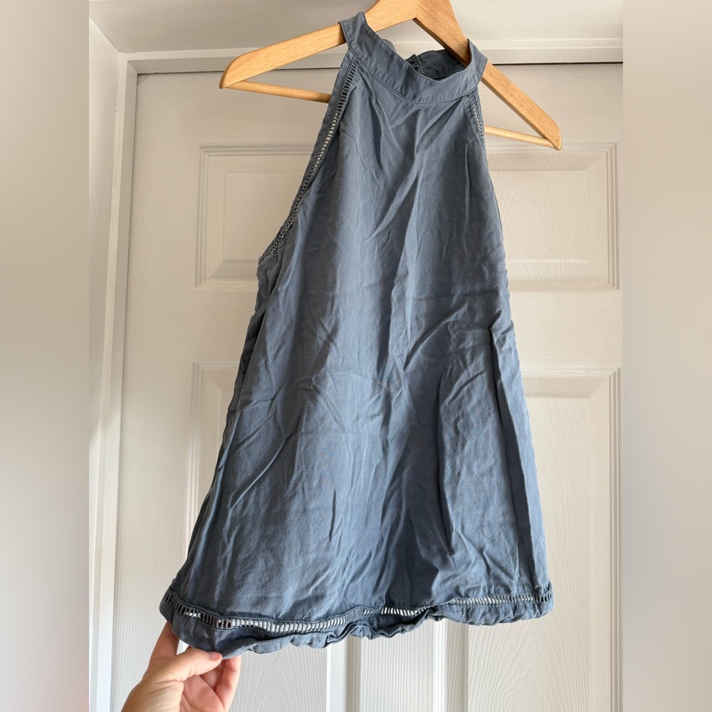 Cloth & Stone Sleeveless Halter Top